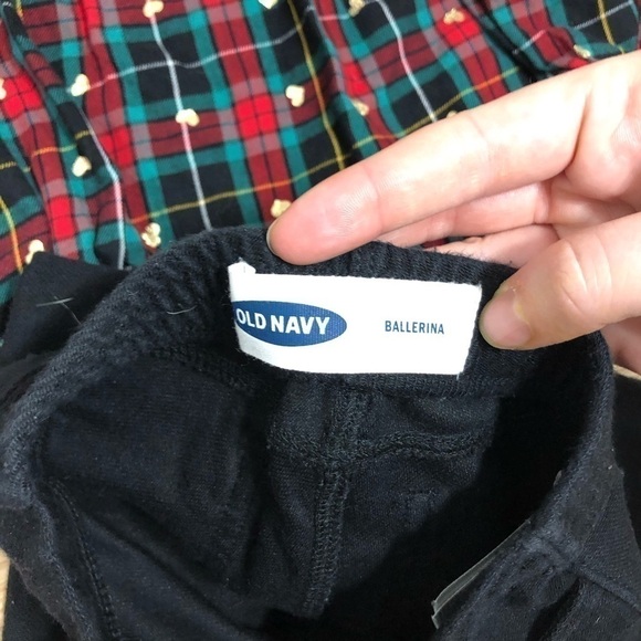 18 Month Christmas Bundle Pajamas Outfit Old Navy Plaid White Red Green Girls - Picture 9 of 11